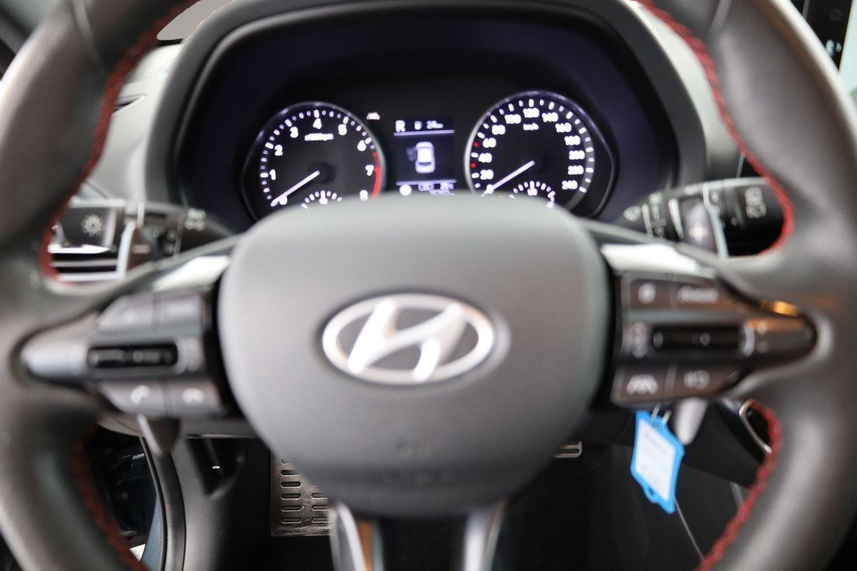 Hyundai i30 (11/2023, Benzin)