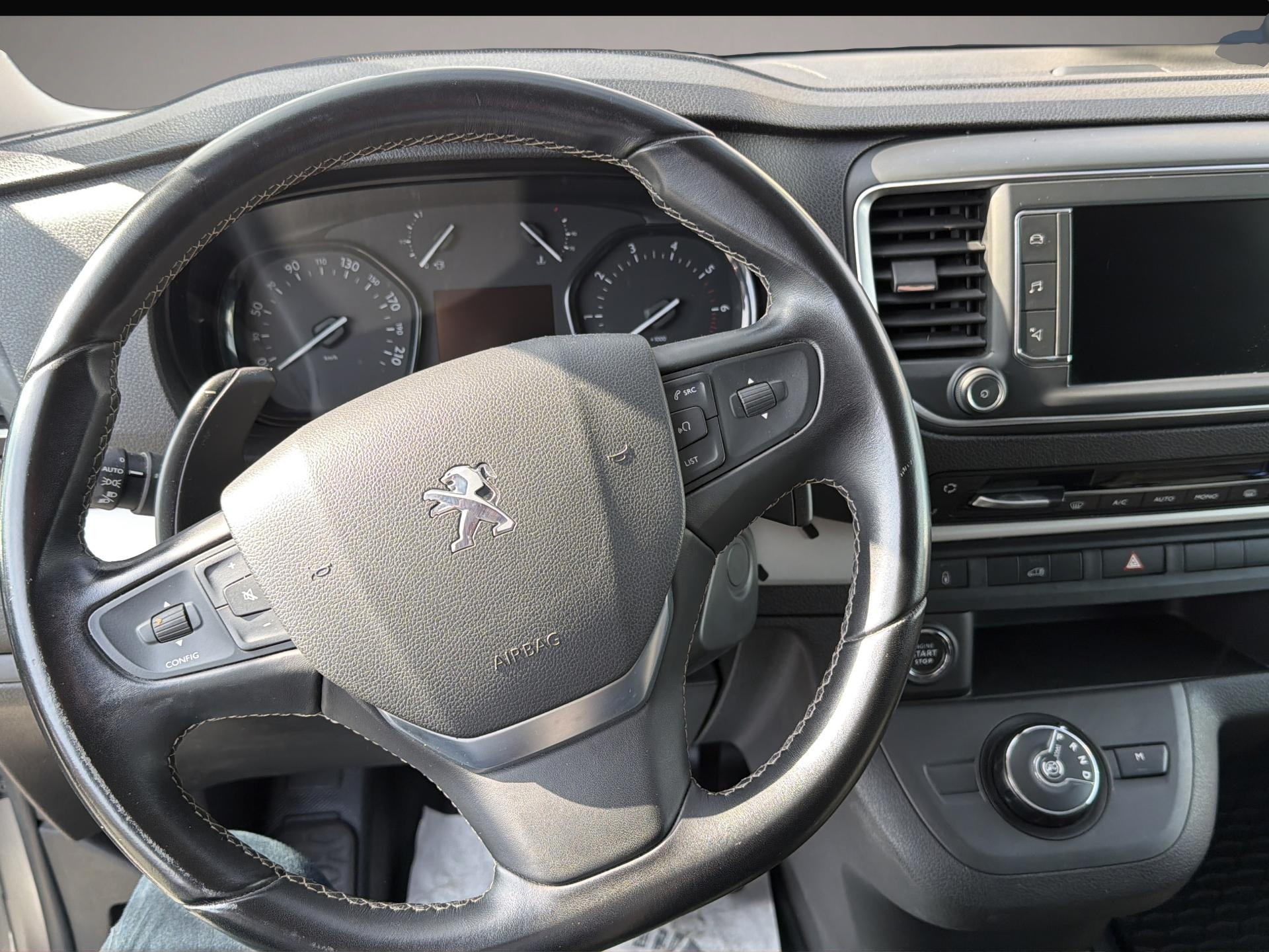 Peugeot Expert (09/2023, Diesel)