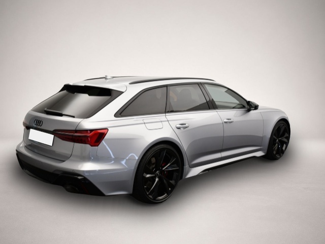 Audi RS6 (09/2025, Benzin)