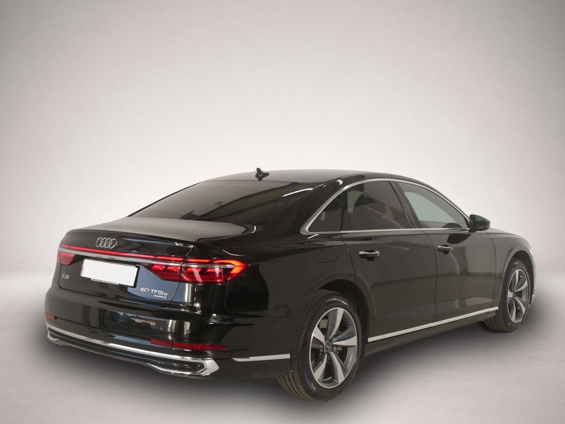 Audi quattro (05/2025, Hybrid (Benzin/Elektro))