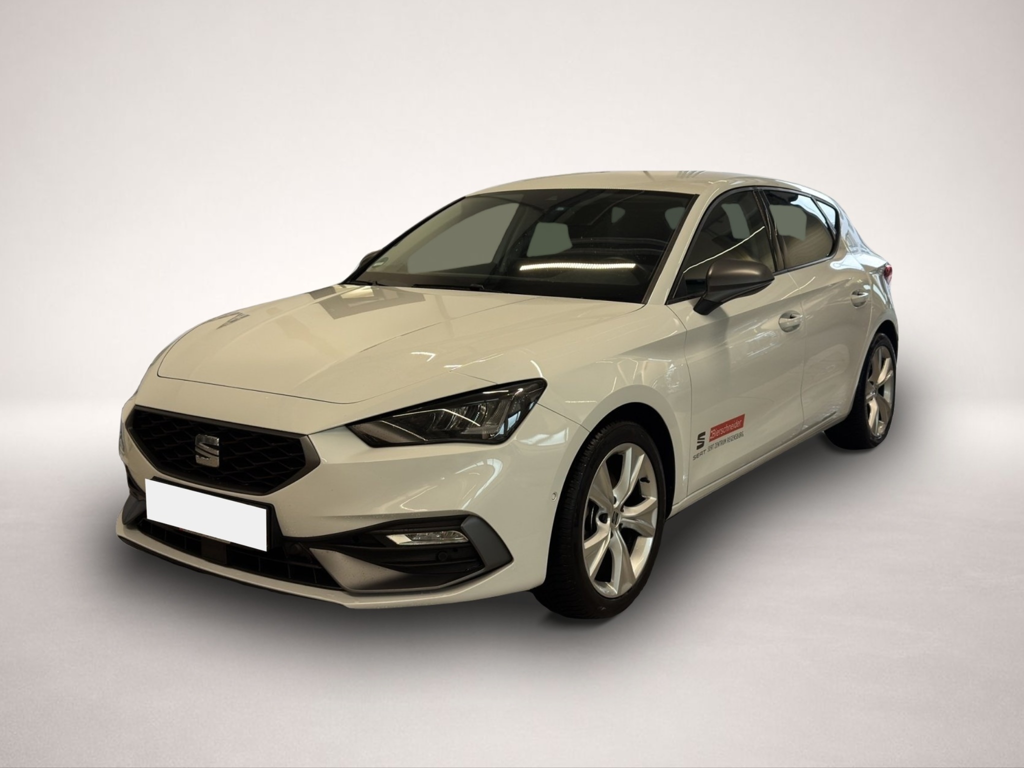 Seat Leon (05/2025, Benzin)