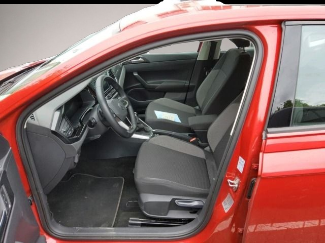 Volkswagen Polo (05/2022, Benzin)