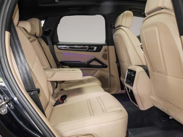 Porsche Cayenne (05/2018, )