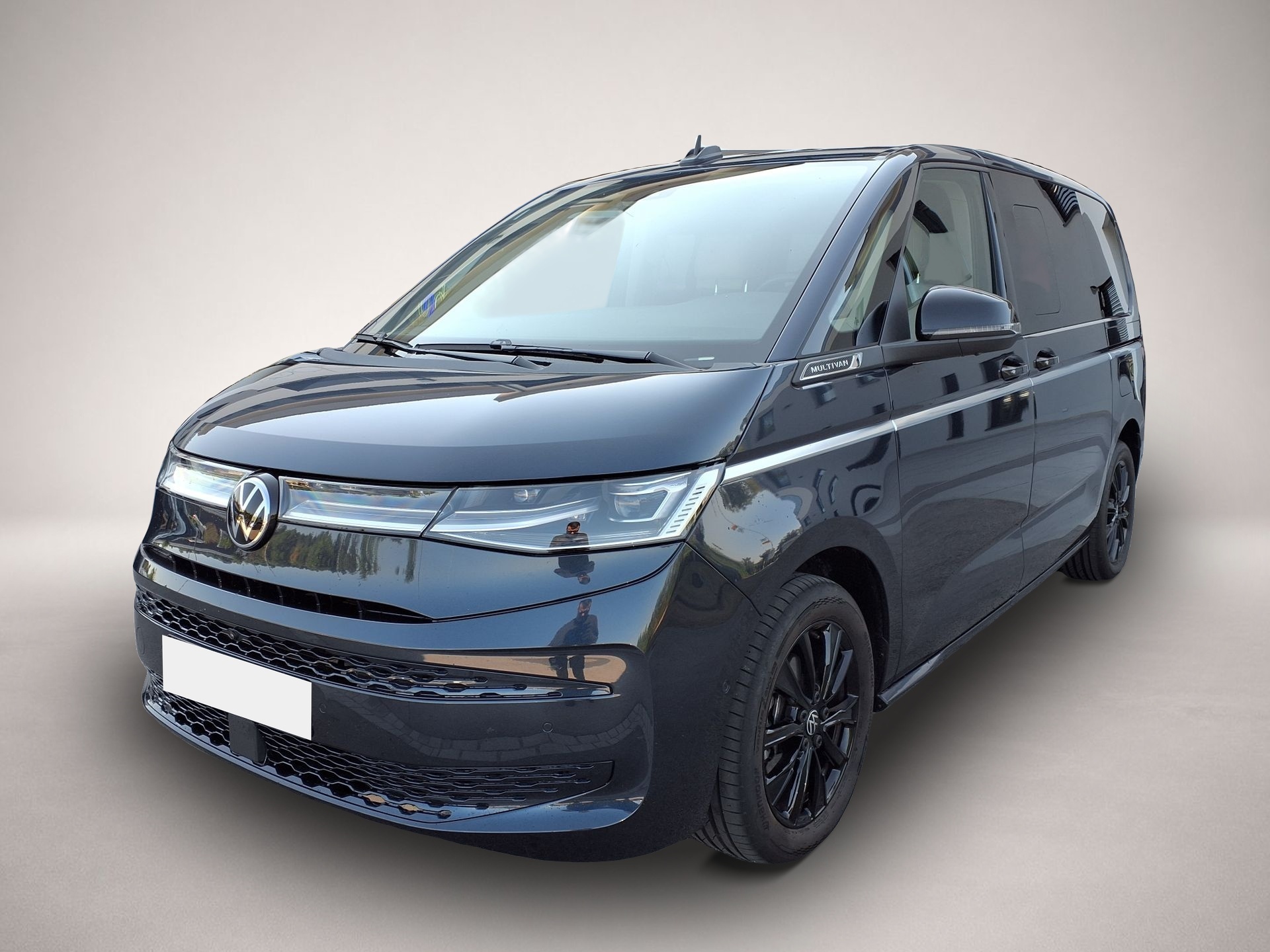 Volkswagen T7 Multivan (10/2025, Diesel)