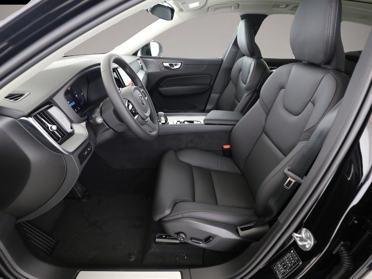 Volvo XC60 (04/2024, Hybrid (Benzin/Elektro))