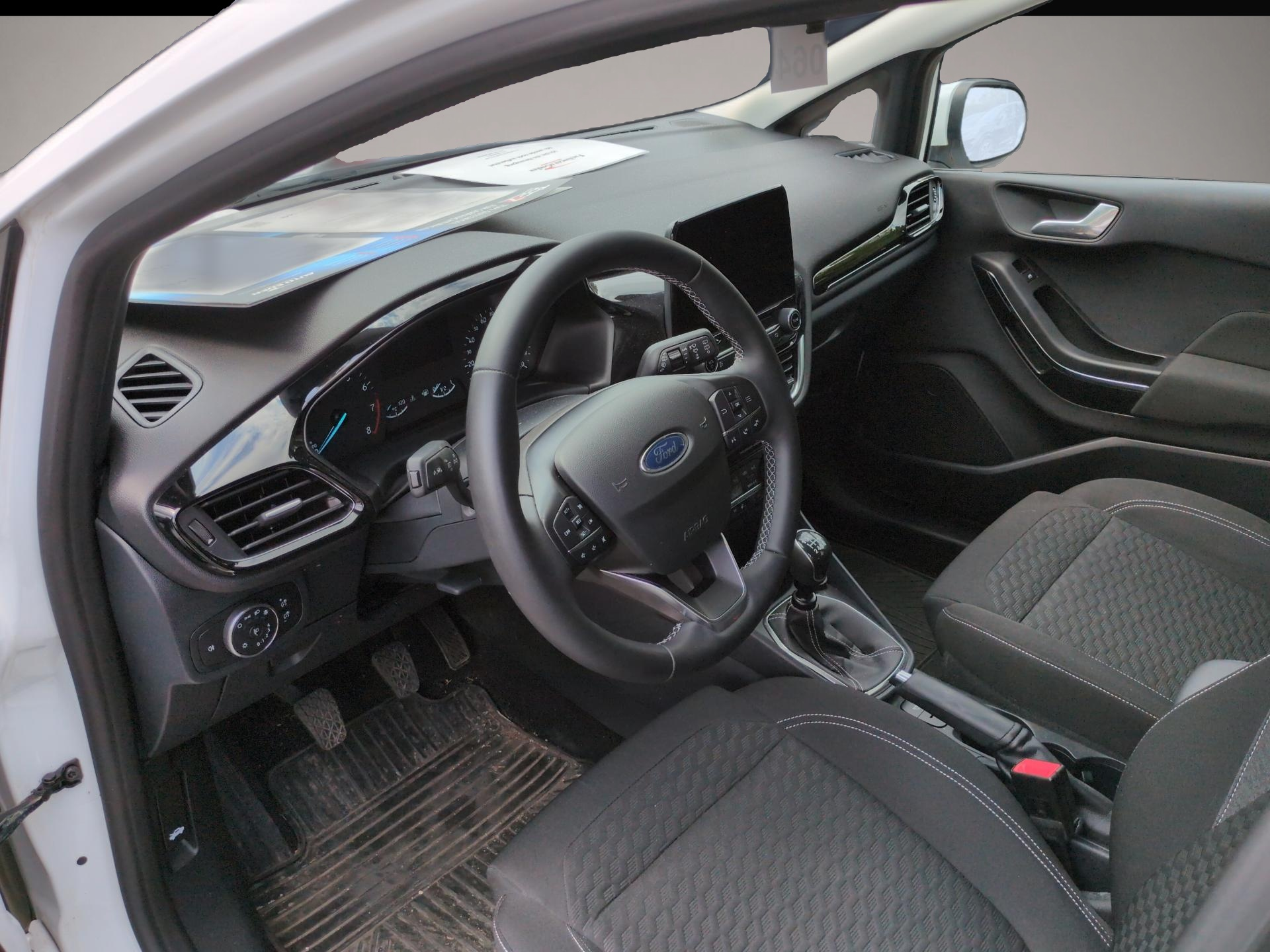 Ford Fiesta (03/2022, Benzin)
