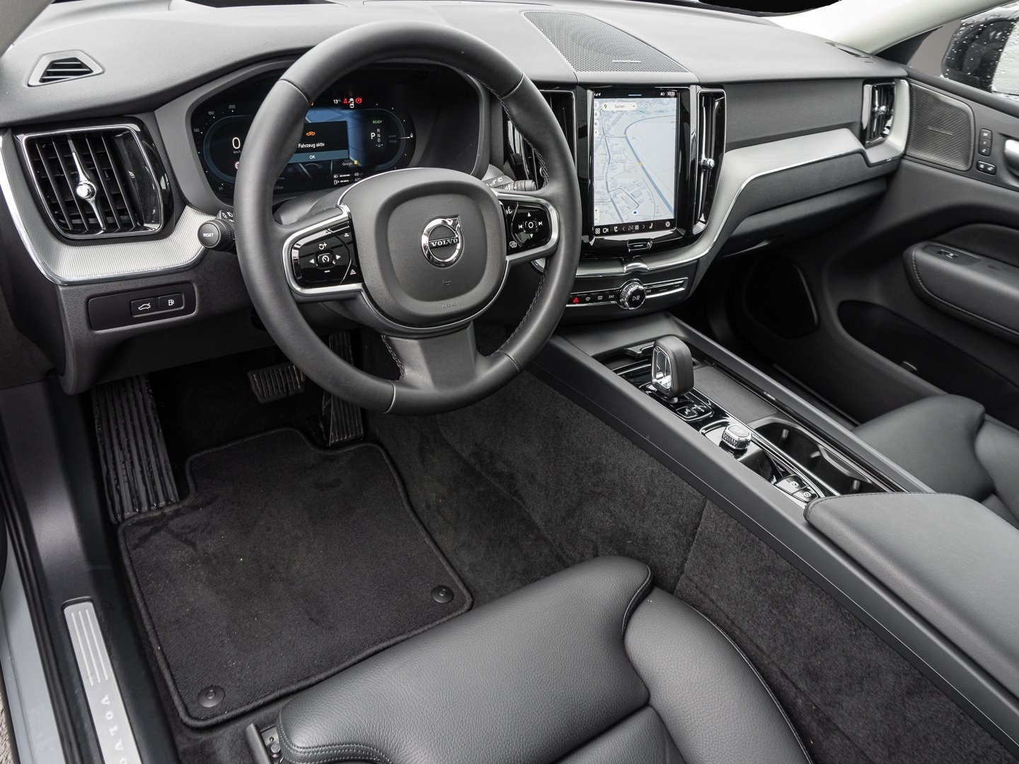 Volvo XC60 (08/2025, Hybrid (Benzin/Elektro))