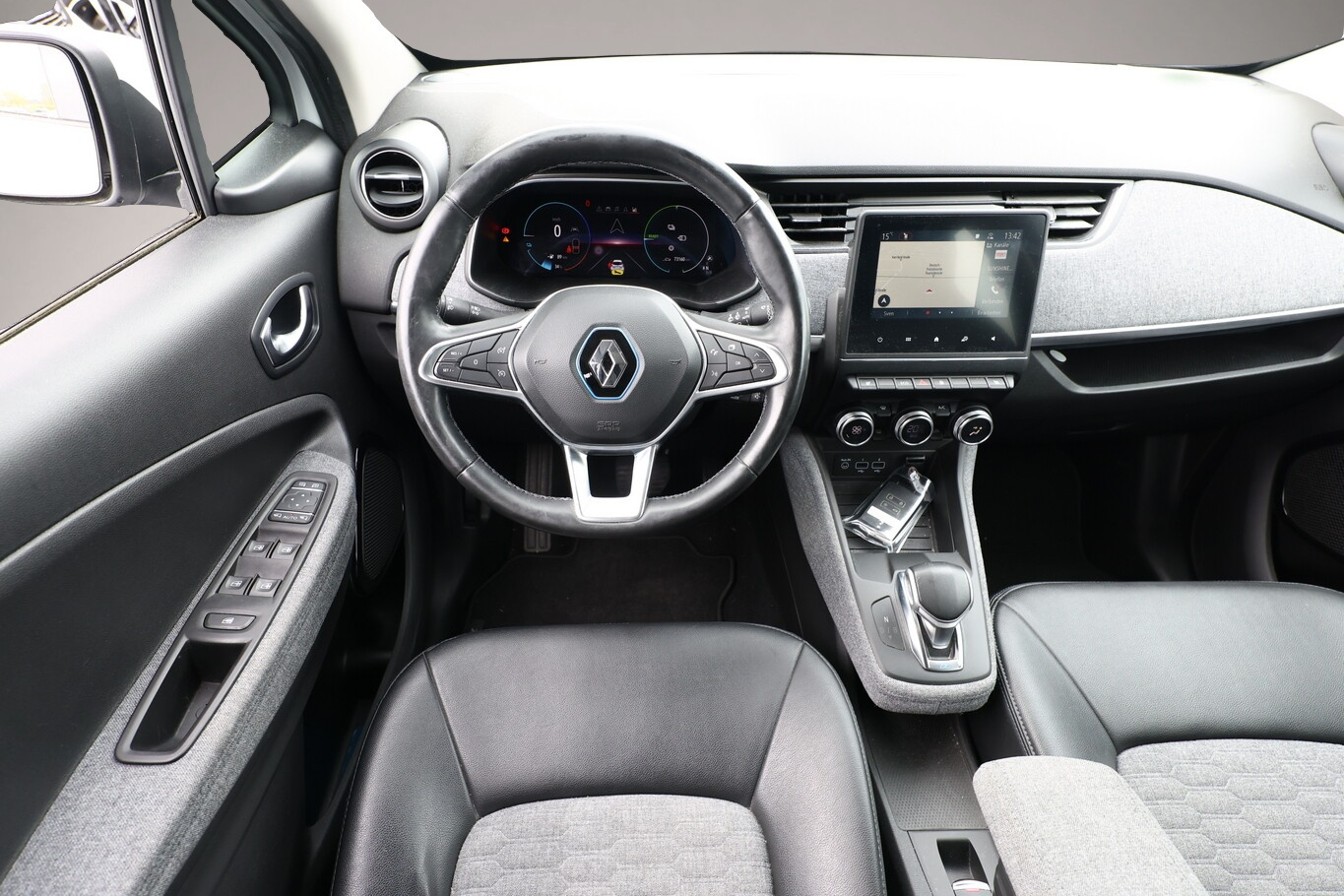 Renault ZOE (08/2020, ELECTRIC)