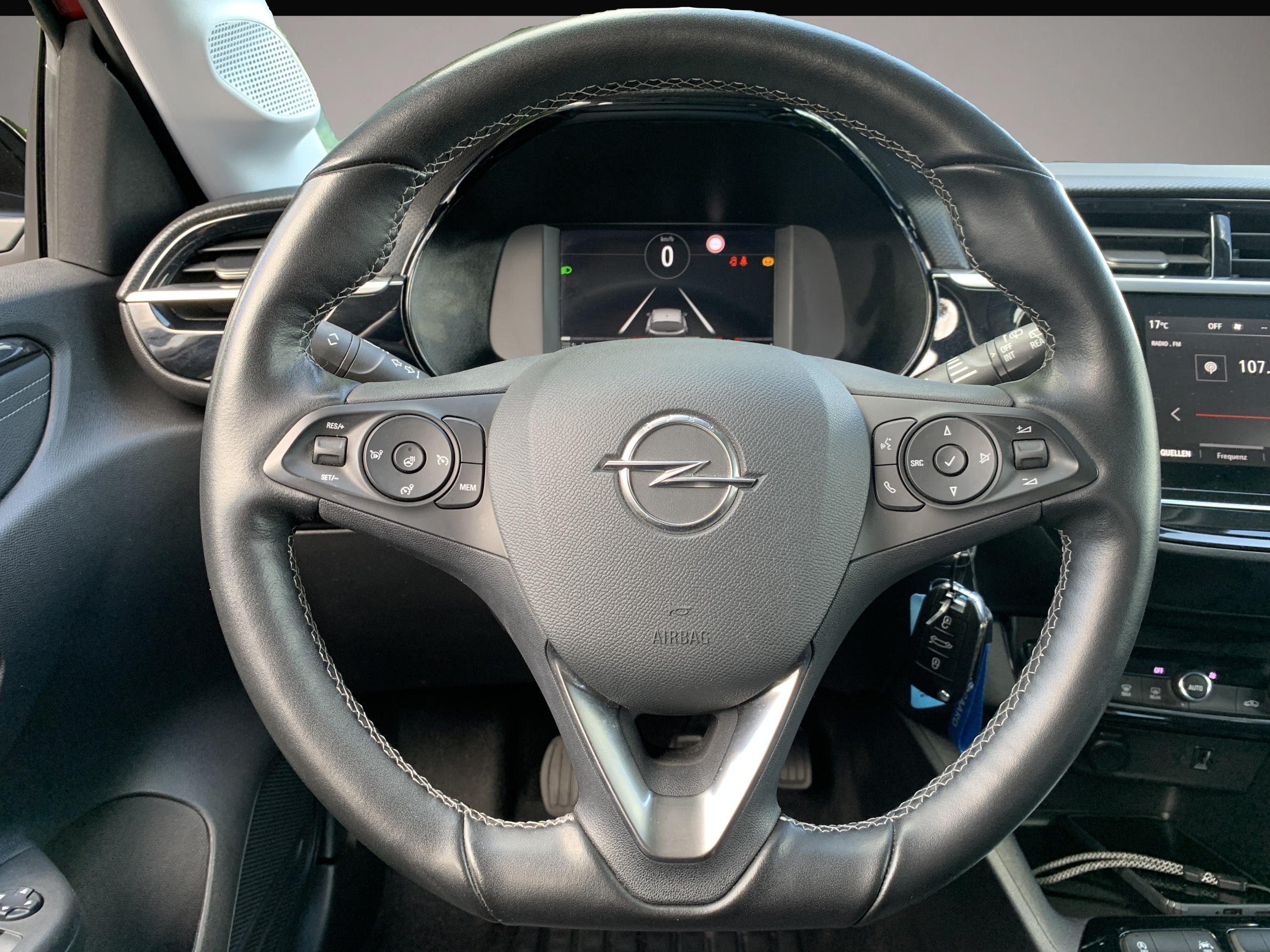 Opel Corsa (10/2021, Benzin)