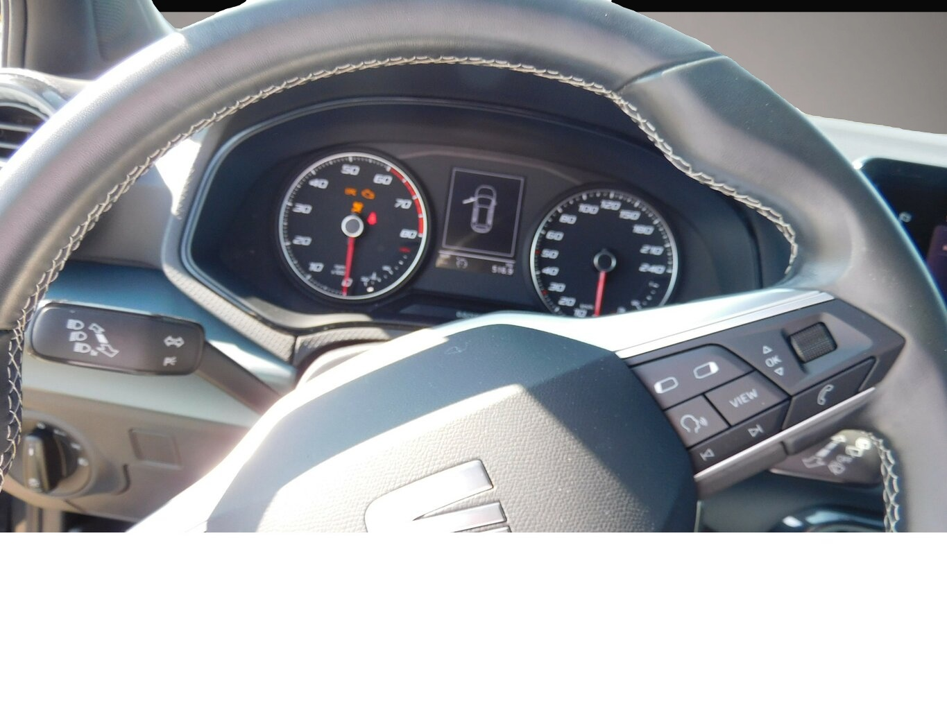 Seat Arona (01/2023, Benzin)