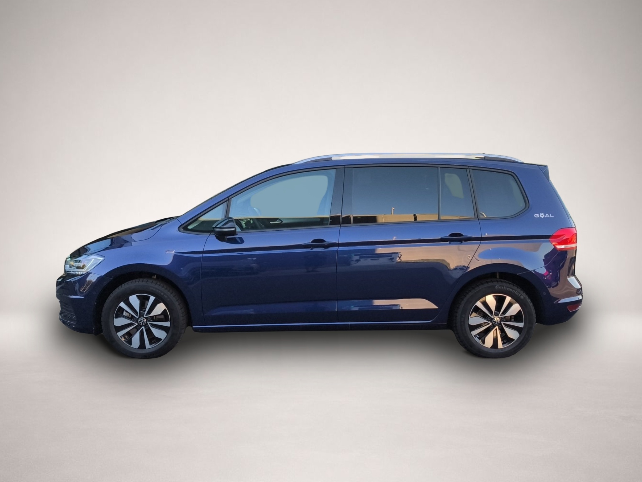 Volkswagen Touran (11/2025, Benzin)