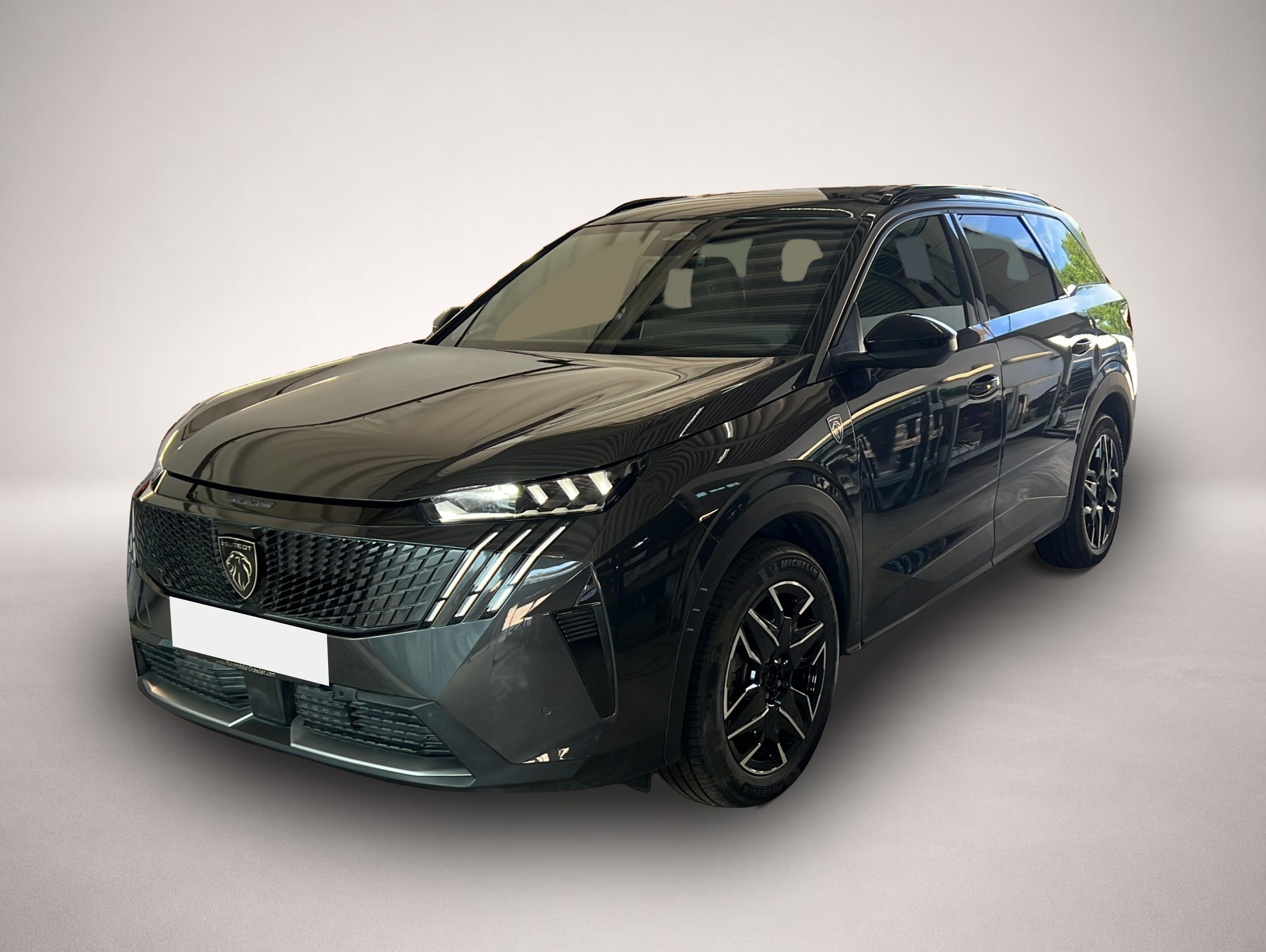 Peugeot 5008 (06/2025, Benzin)