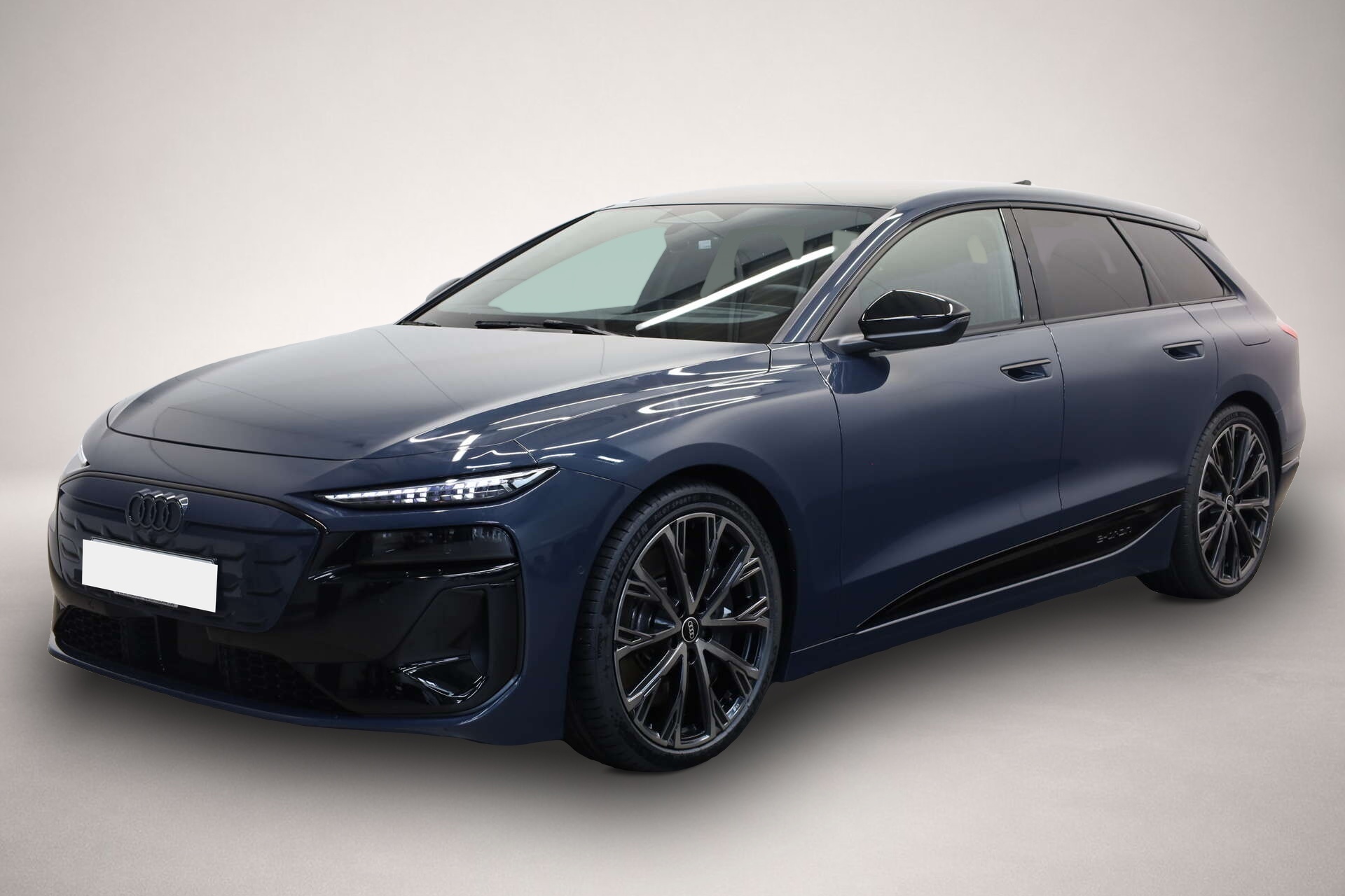 Audi e-tron (09/2025, ELECTRIC)