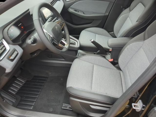 Renault Clio (11/2025, Benzin)