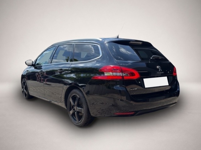 Peugeot 308 (04/2021, Benzin)