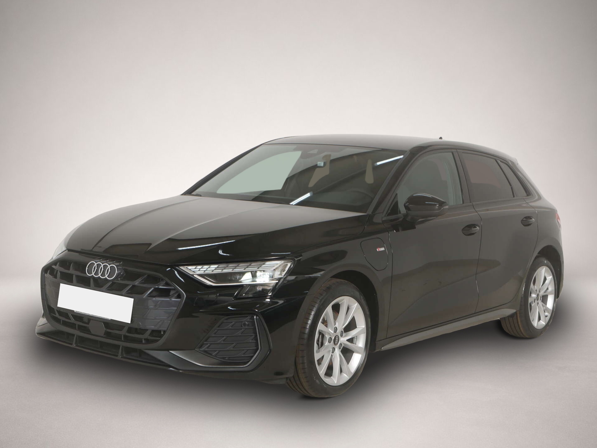 Audi A3 (08/2025, Hybrid (Benzin/Elektro))