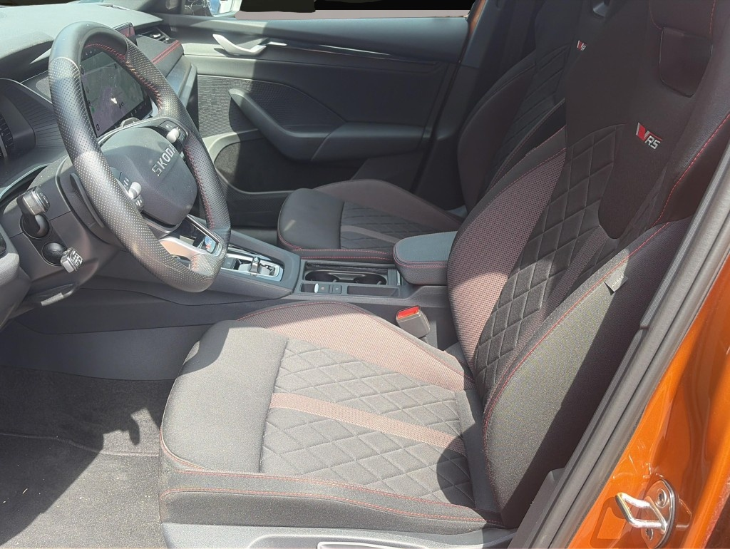 Skoda Octavia (03/2025, Benzin)