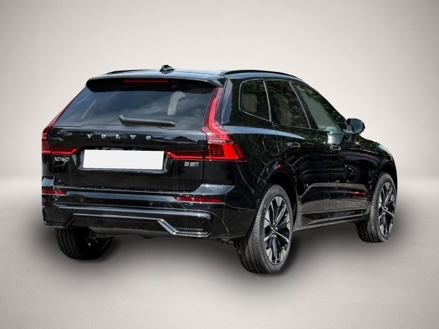 Volvo XC60 (06/2025, Benzin)