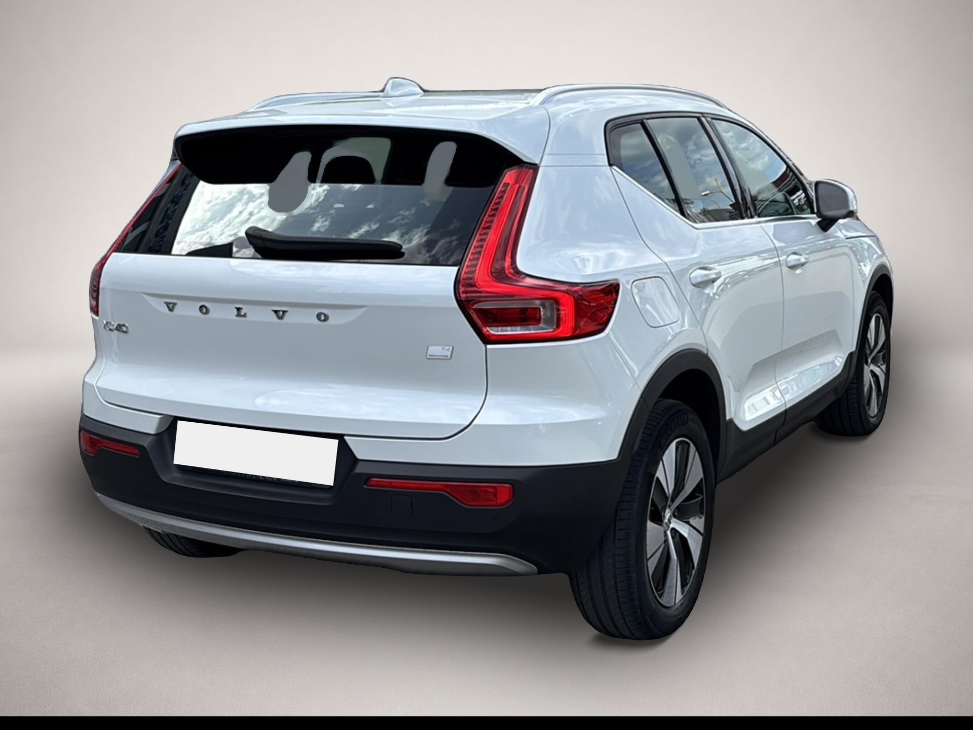 Volvo XC40 (04/2022, Hybrid (Benzin/Elektro))