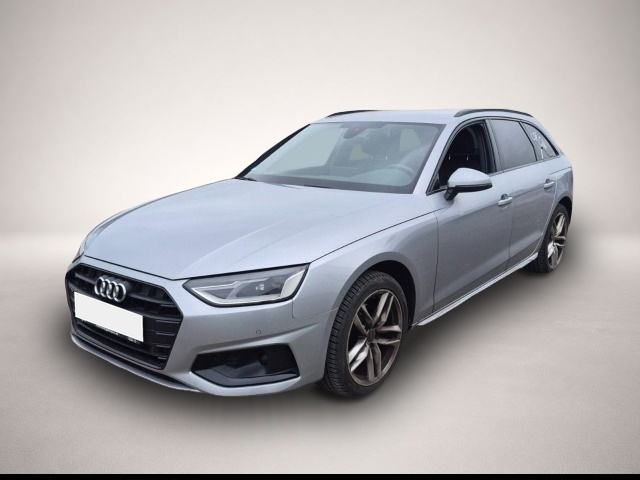 Audi A4 (05/2021, Benzin)