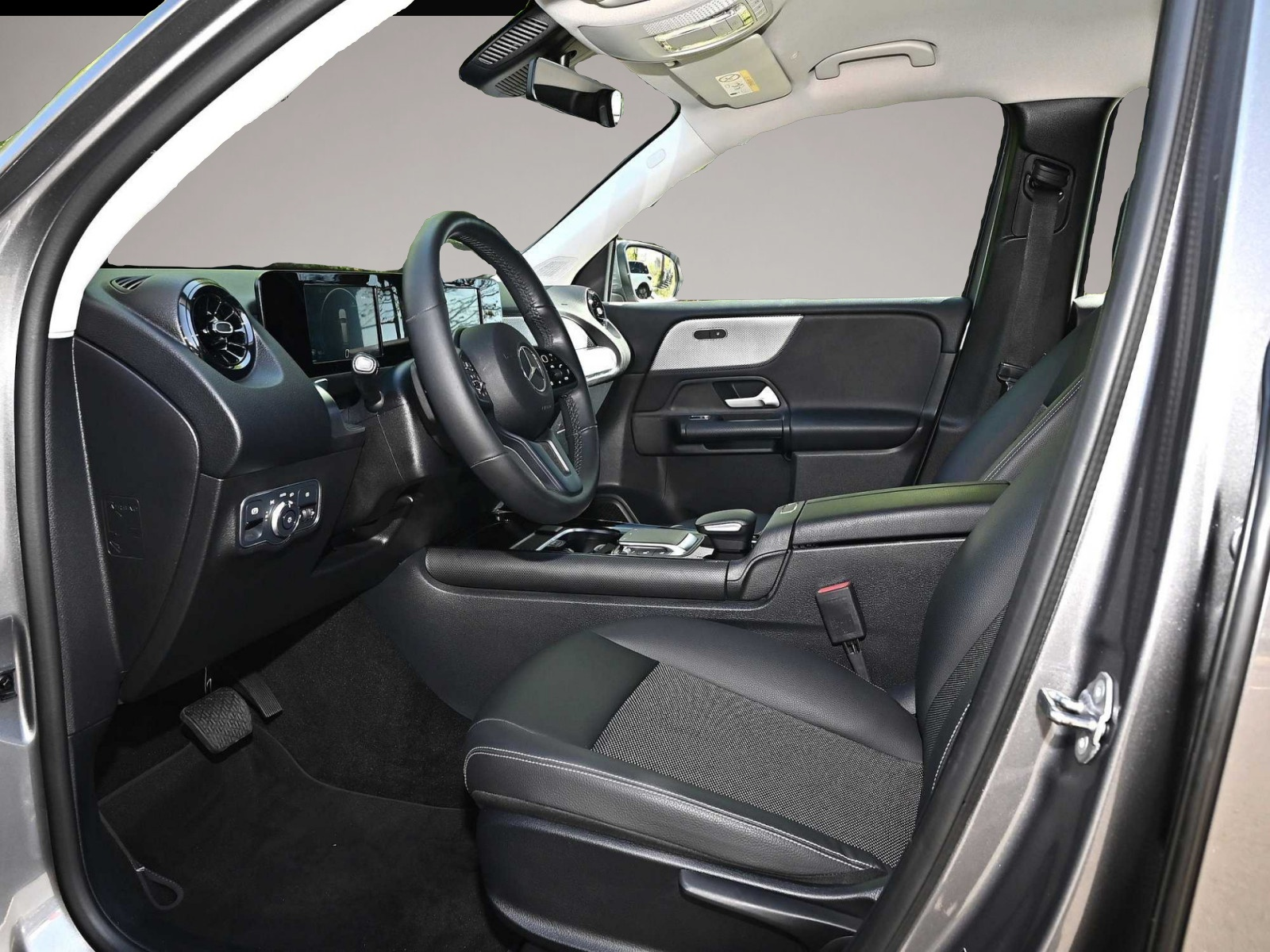 Mercedes-Benz GLB 200 (04/2023, Diesel)