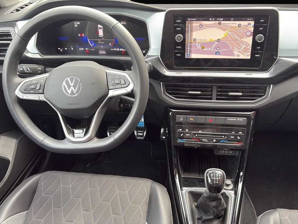 Volkswagen T-Cross (07/2025, Benzin)