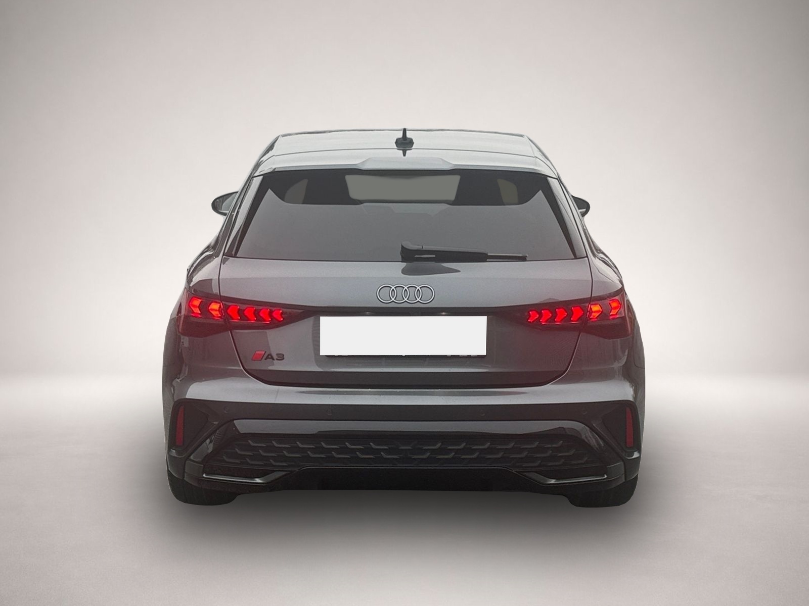 Audi A5 (05/2023, Benzin)
