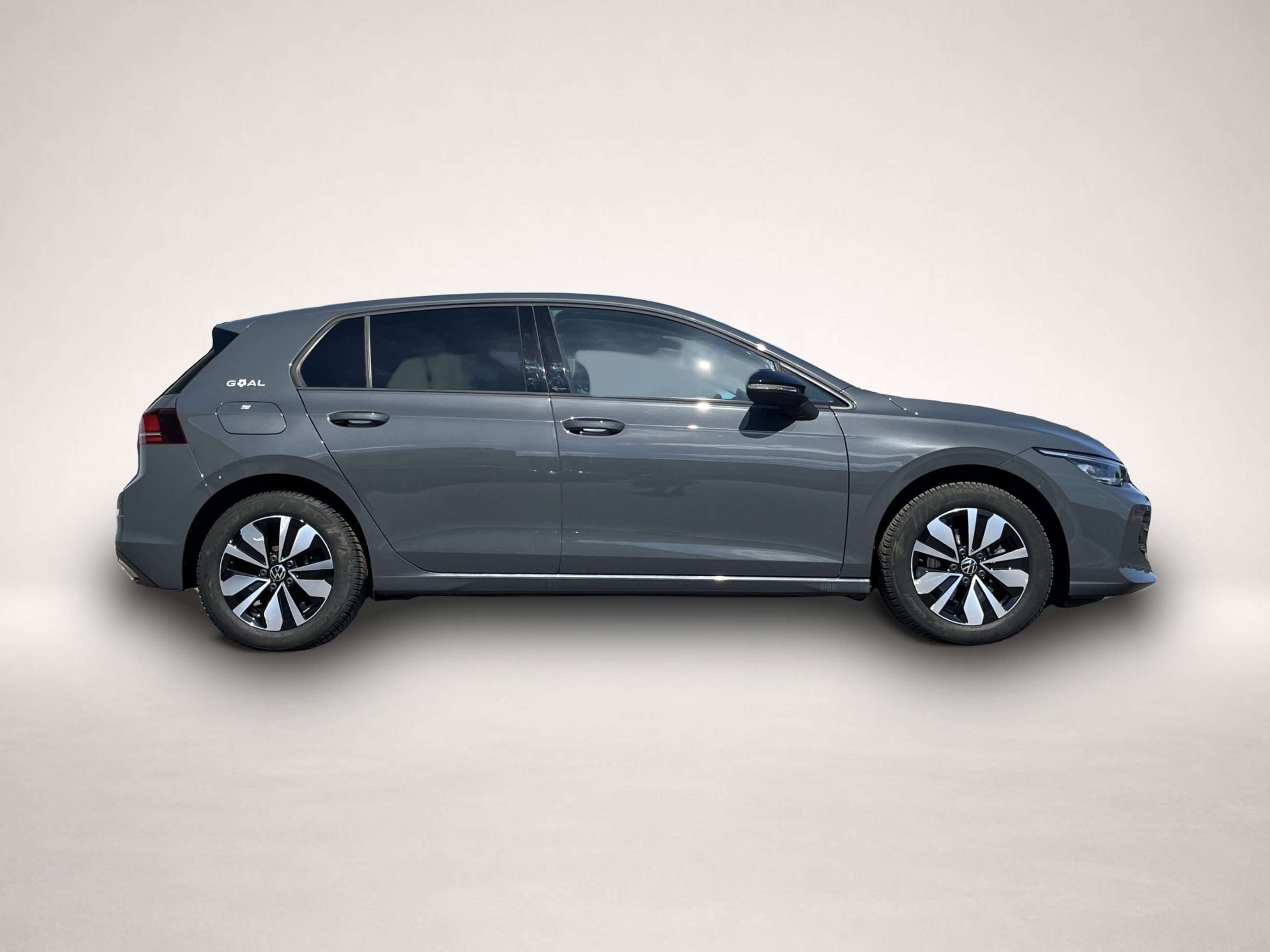 Volkswagen Golf (10/2025, Benzin)