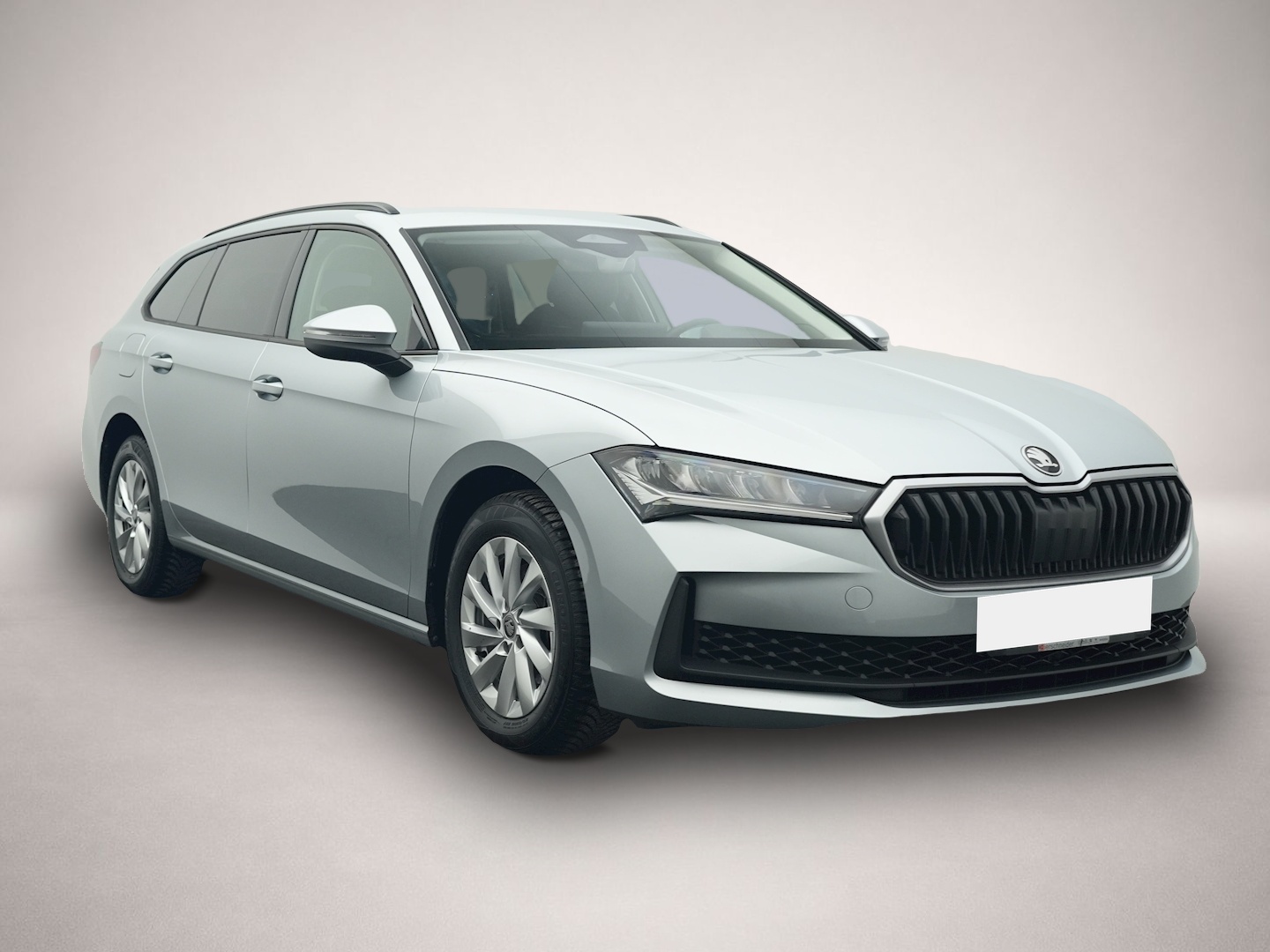 Skoda Superb (06/2025, Benzin)