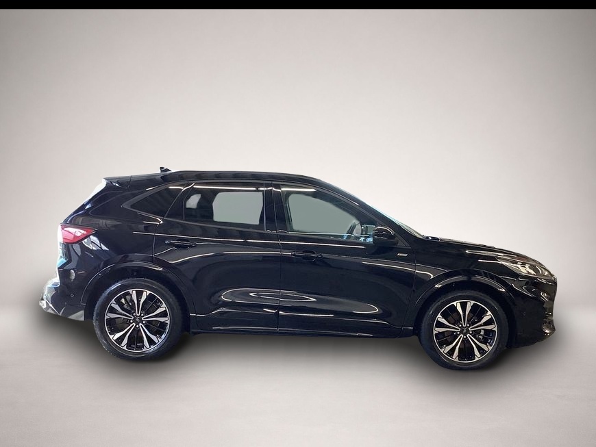 Ford Kuga (04/2023, Benzin)