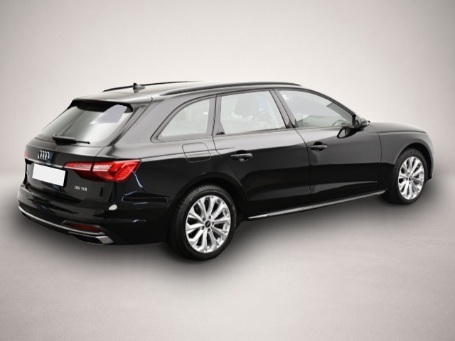 Audi A4 (03/2023, Diesel)