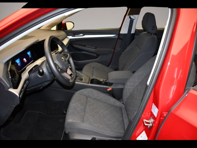 Volkswagen Golf (06/2021, )