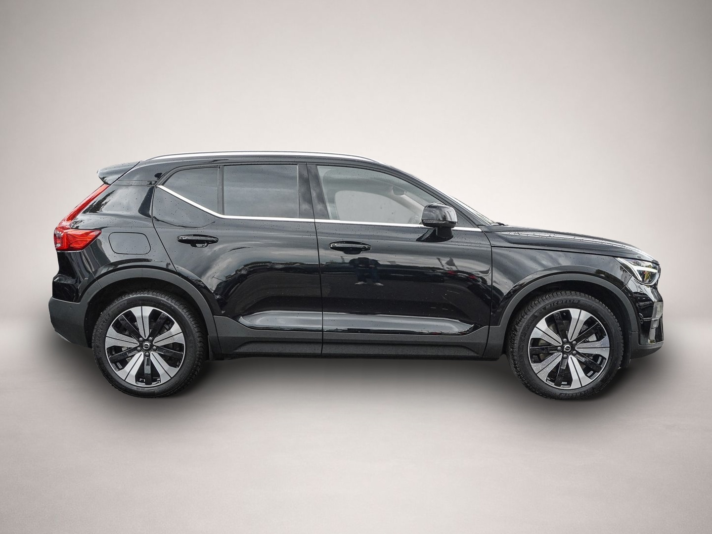 Volvo XC40 (11/2023, )