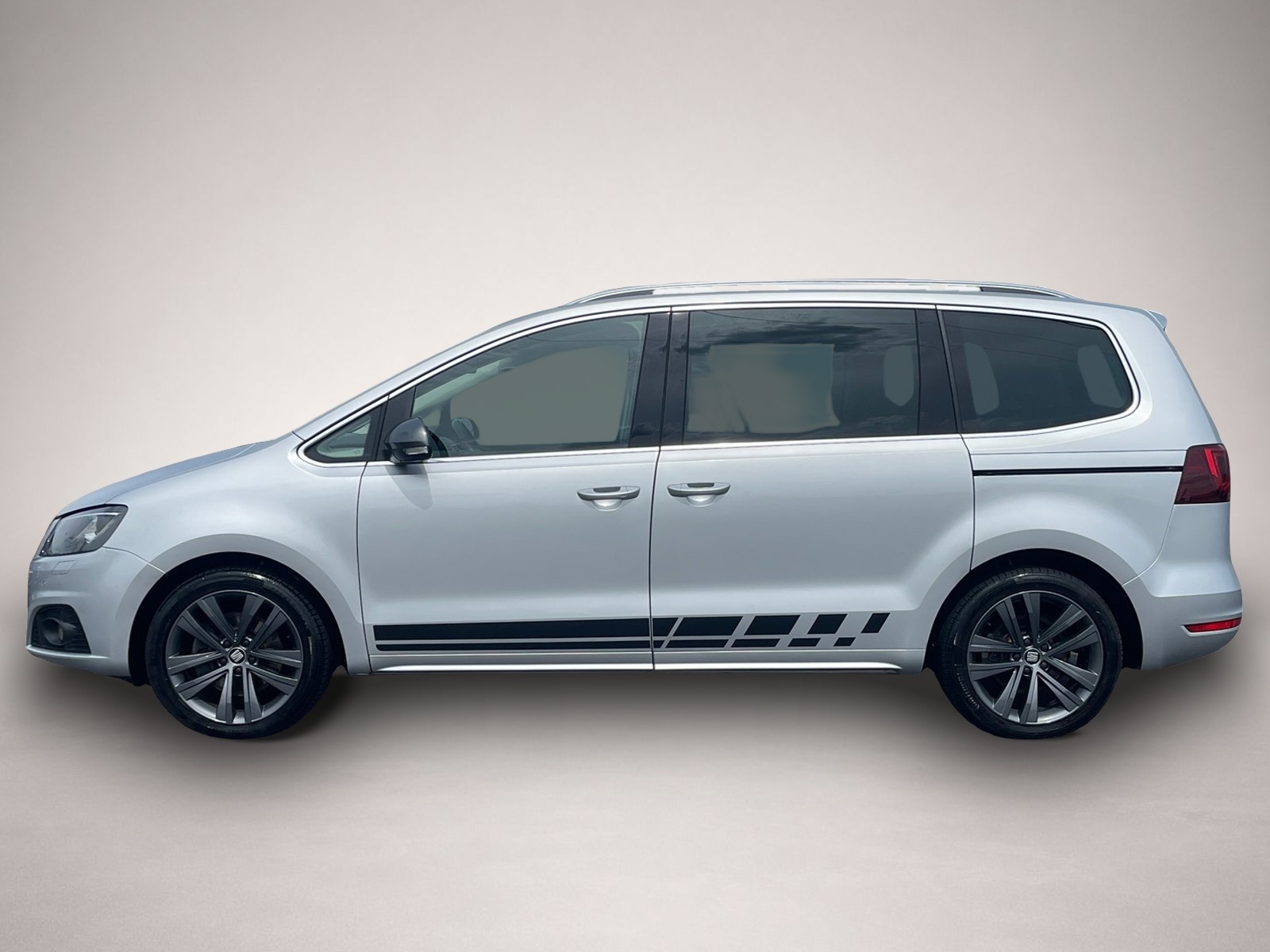 Seat Alhambra (07/2022, Benzin)