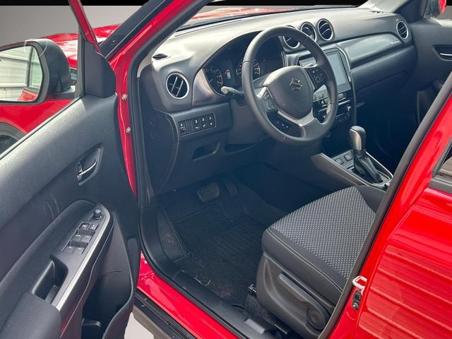 Suzuki Vitara (02/2026, Benzin)