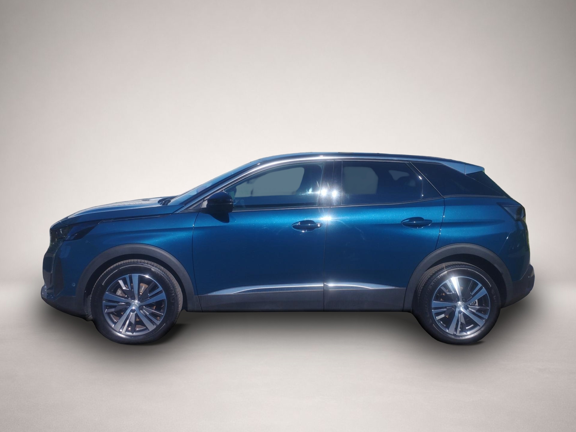Peugeot 3008 (12/2023, Benzin)
