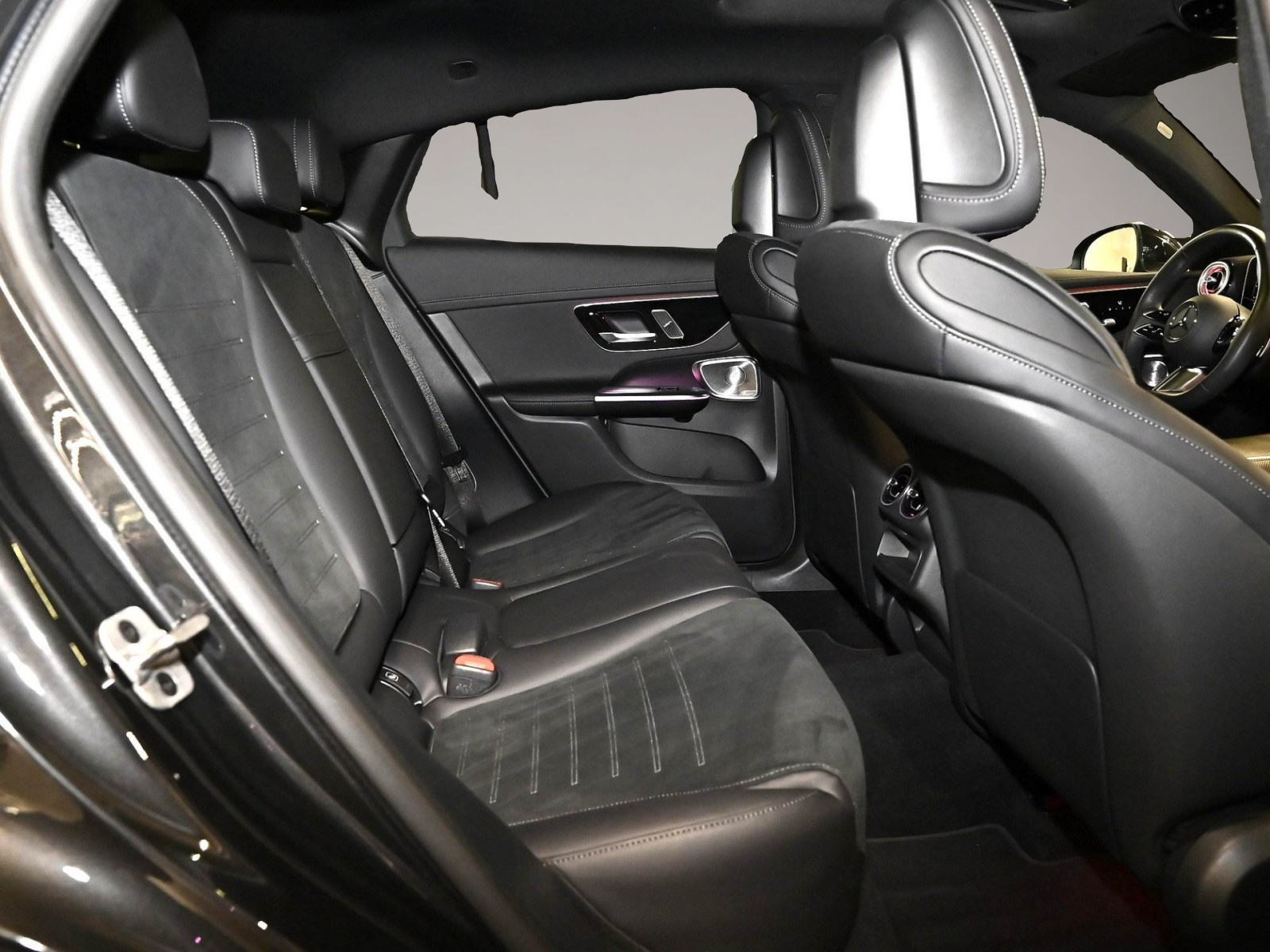 Mercedes-Benz GLC 300 (02/2025, Hybrid (Diesel/Elektro))