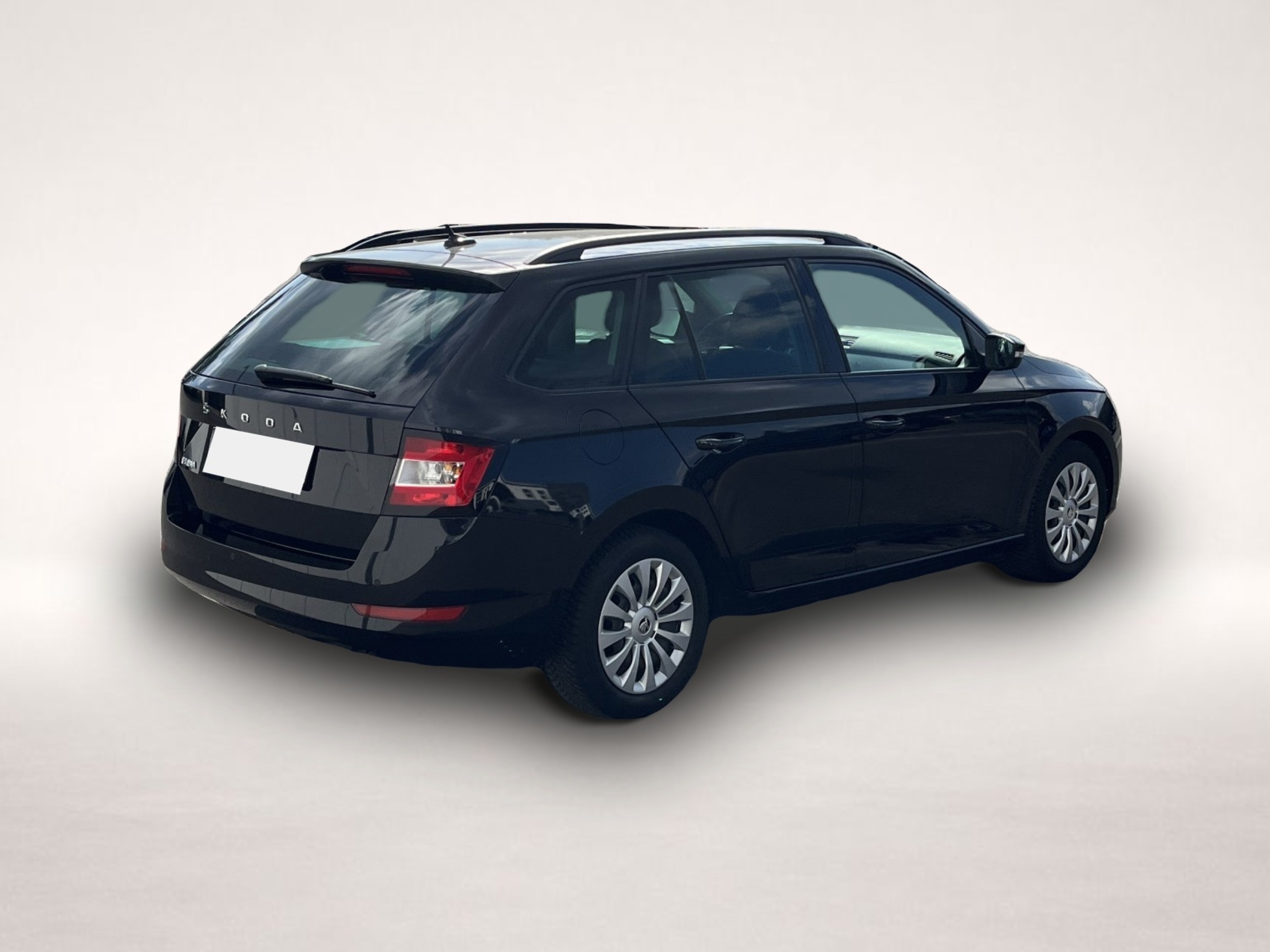 Skoda Fabia (08/2022, Benzin)