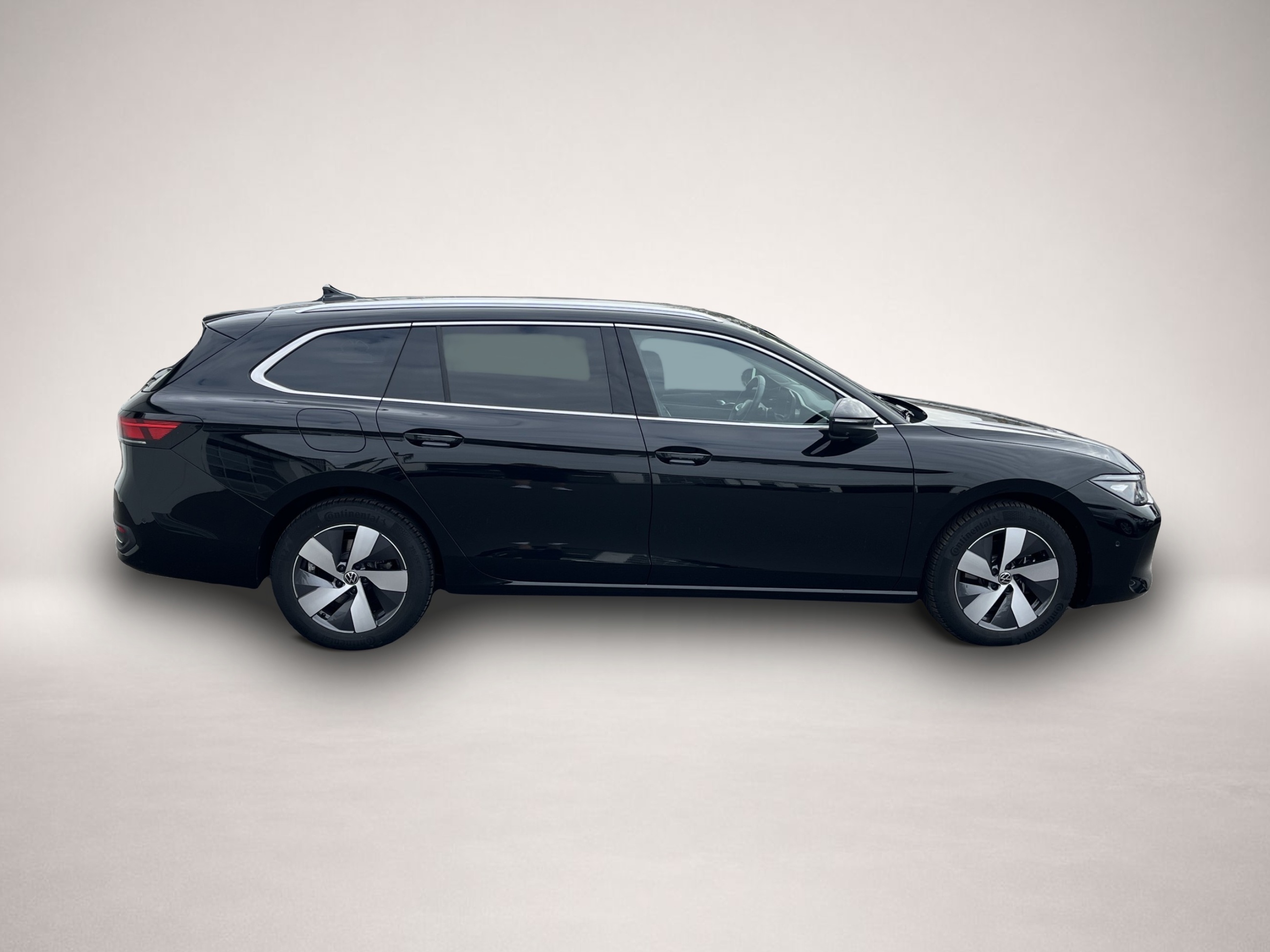 Volkswagen Passat Variant (10/2025, )