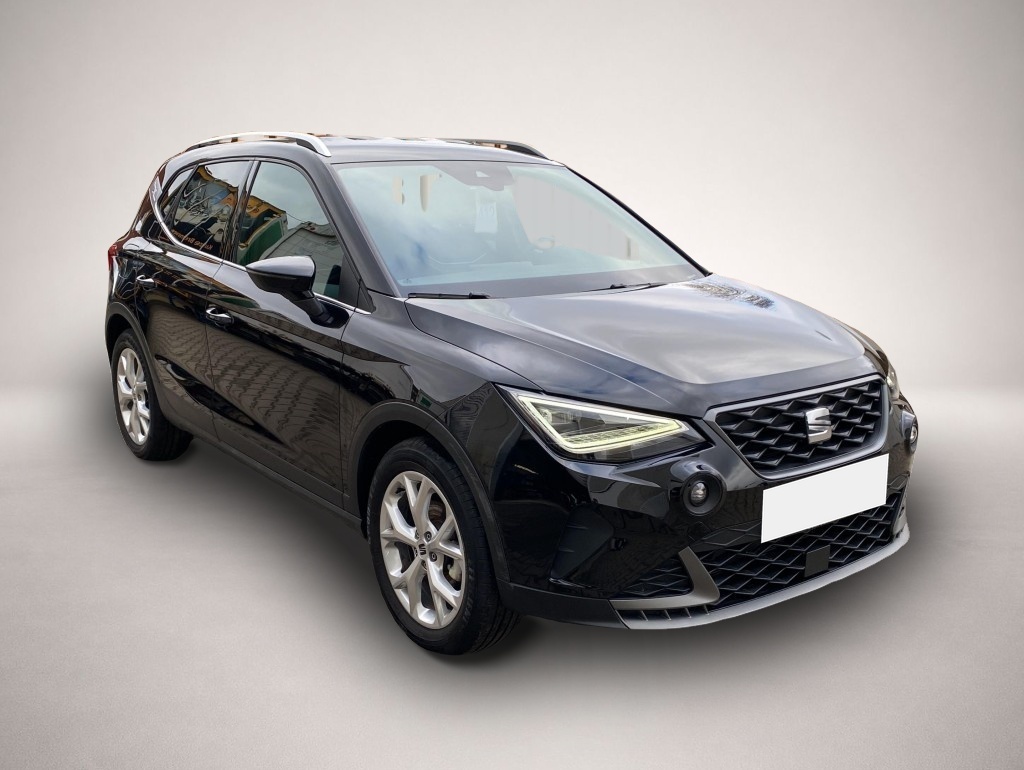 Seat Arona (03/2025, Benzin)
