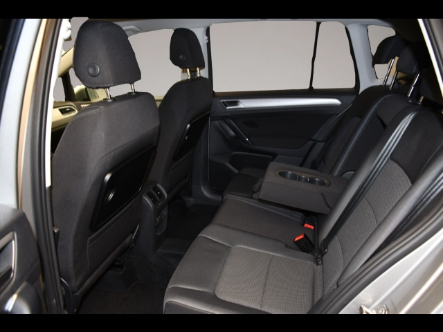 Volkswagen Golf (04/2017, )
