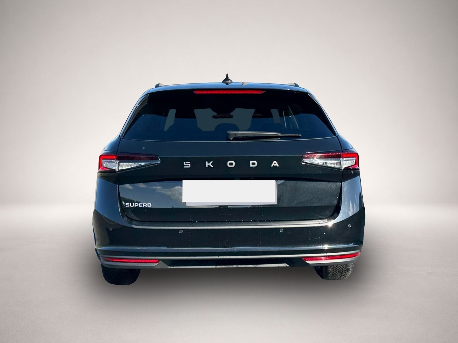 Skoda Superb (01/2025, Benzin)