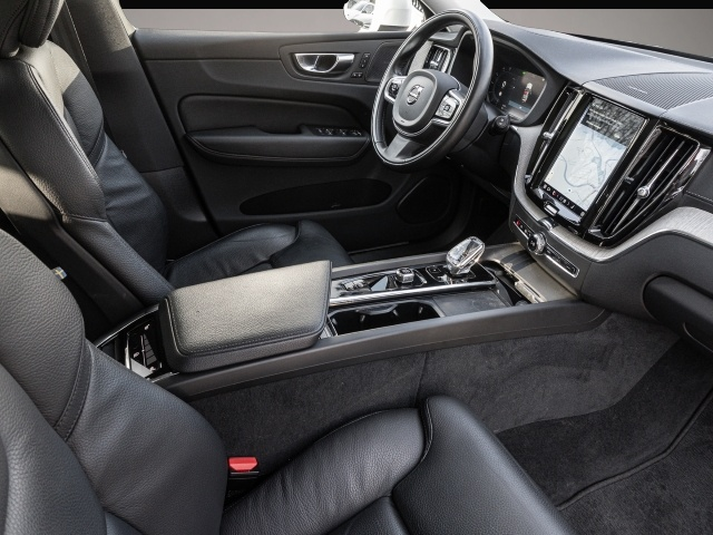 Volvo XC60 (01/2023, Diesel)