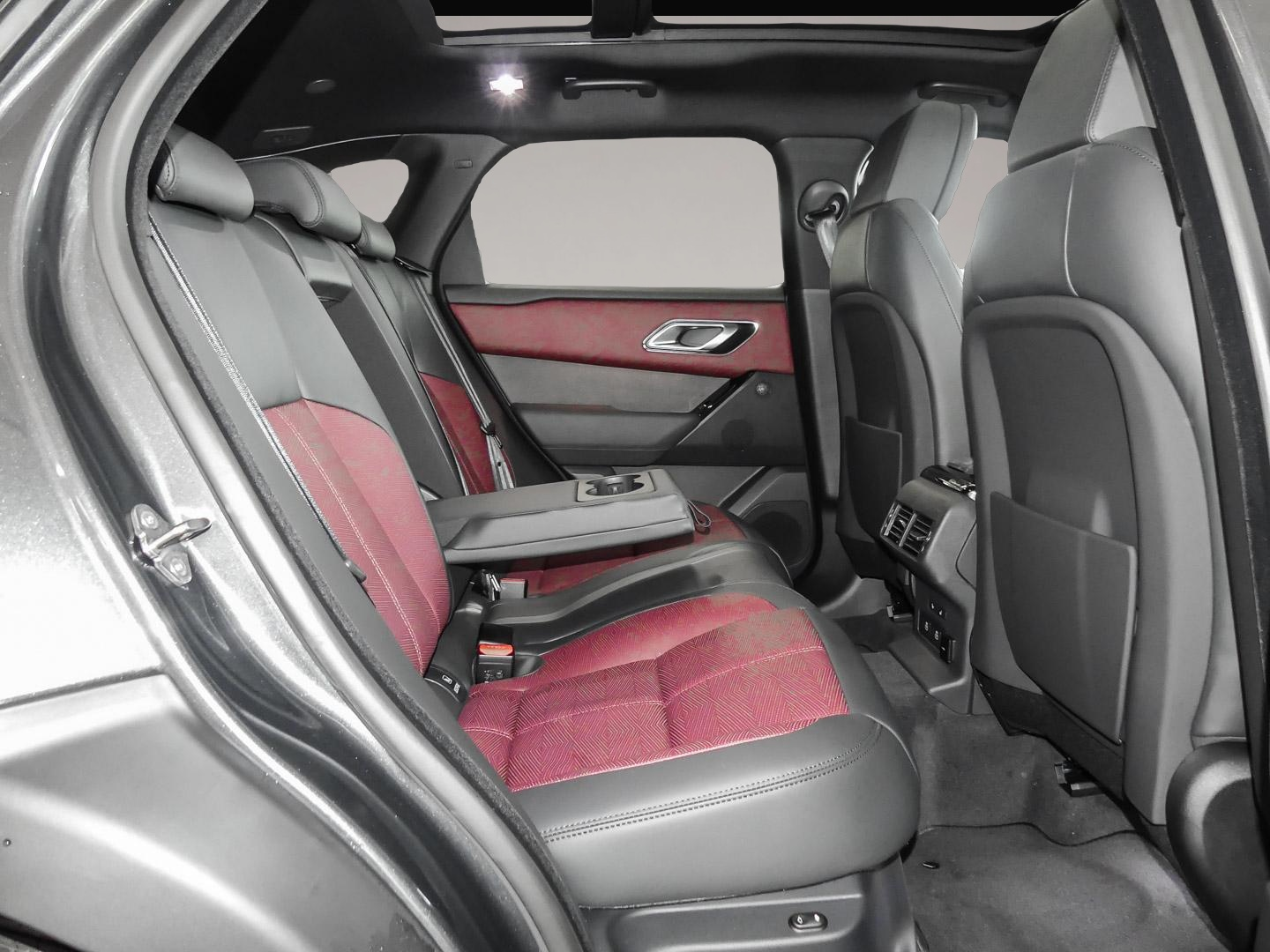 Land-Rover Range Rover Velar (01/2025, Diesel)