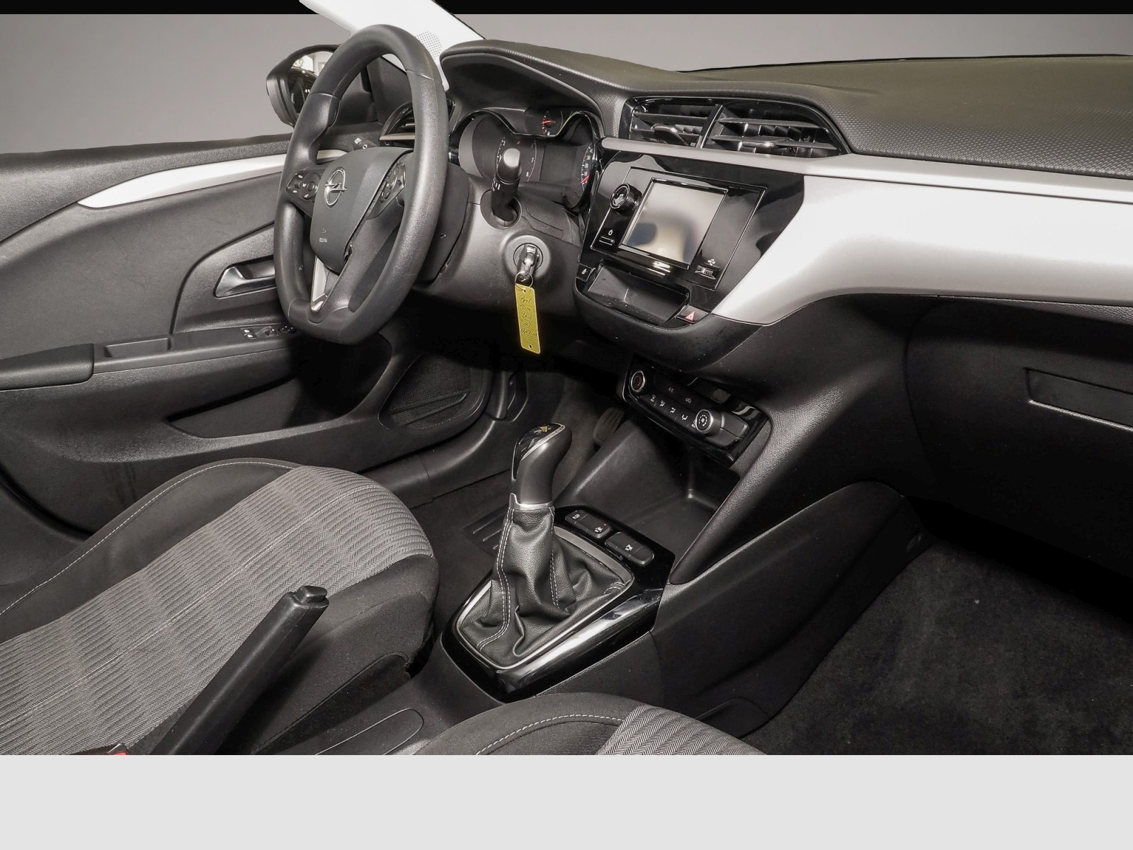 Opel Corsa (04/2022, Benzin)