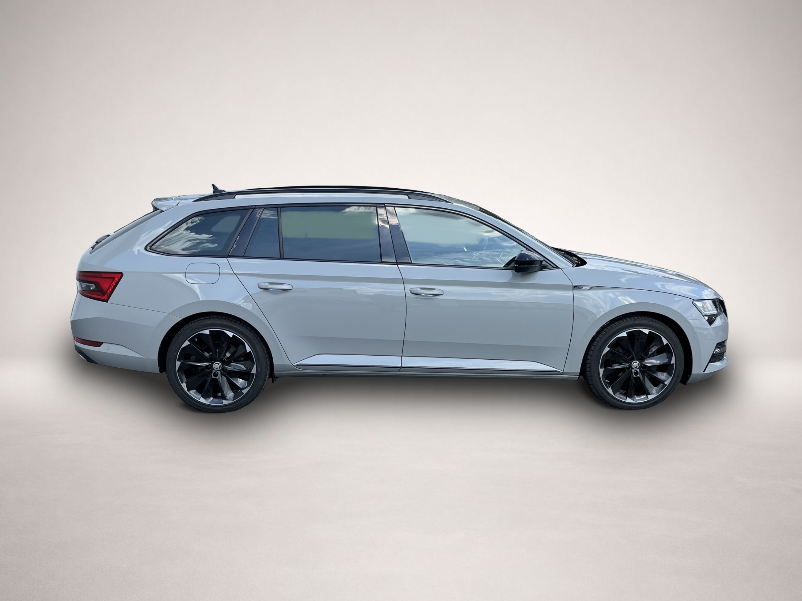 Skoda Superb (02/2023, )