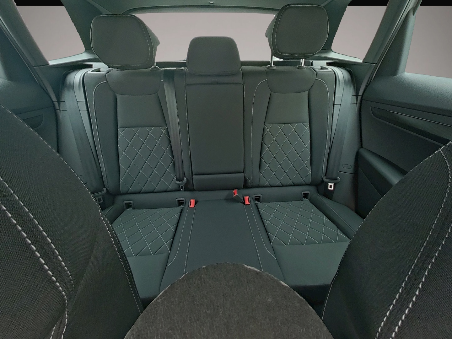 Skoda Karoq (06/2024, Benzin)