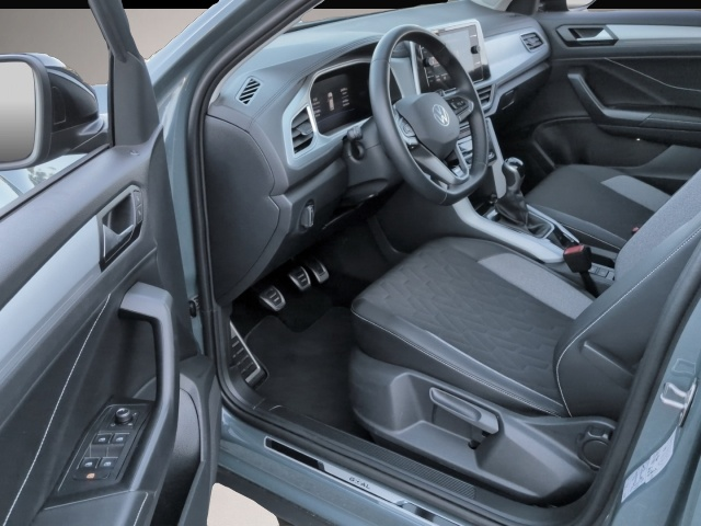 Volkswagen T-Roc (09/2025, Benzin)