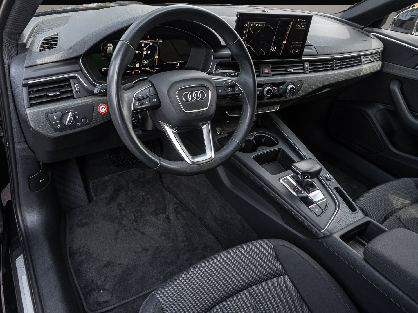 Audi A4 (03/2023, Diesel)