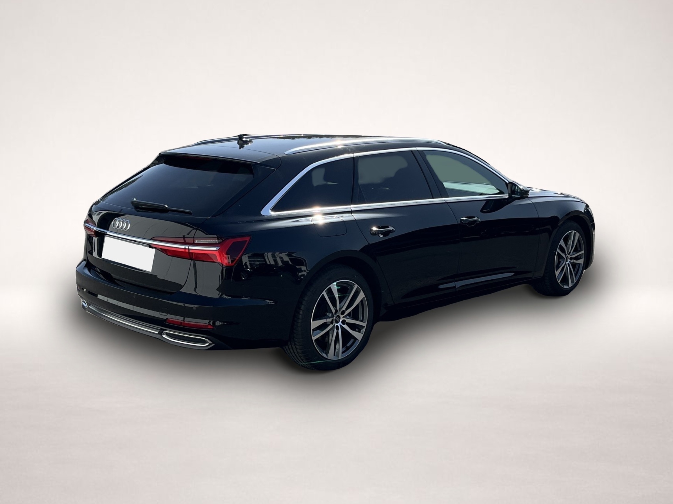 Audi A6 (01/2023, Benzin)